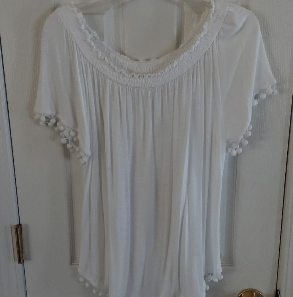 NWOT INC International Concepts Pom-Pom Rayon Blend Peasant Top LG  - NEW!